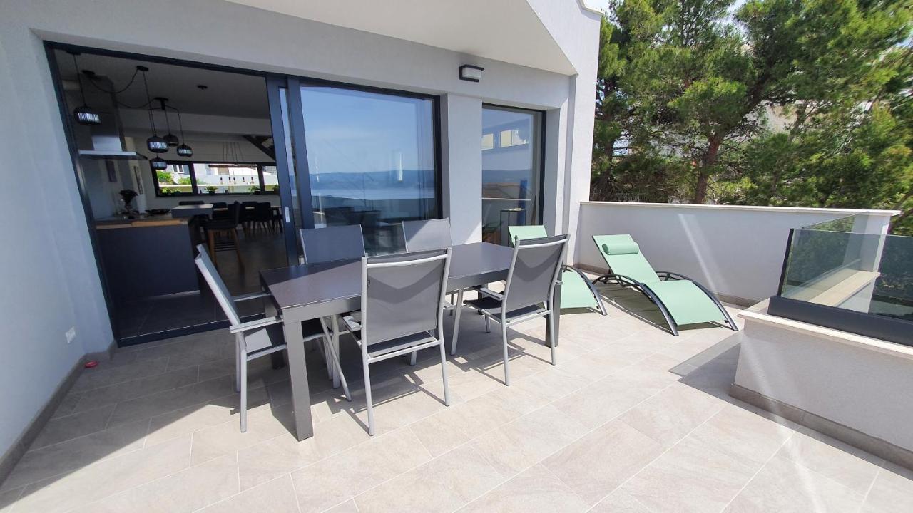 Apartments Marina Omis Bagian luar foto