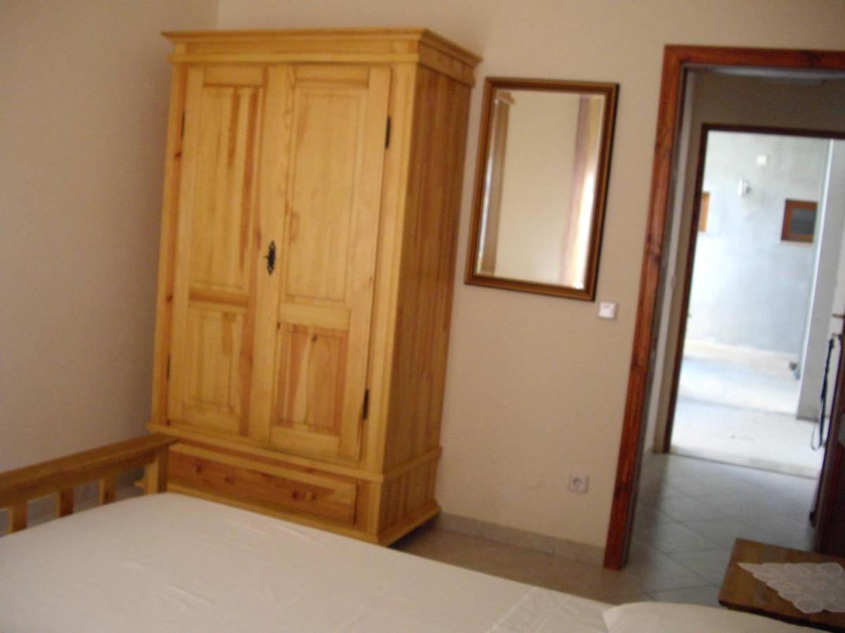 Apartments Marina Omis Bagian luar foto