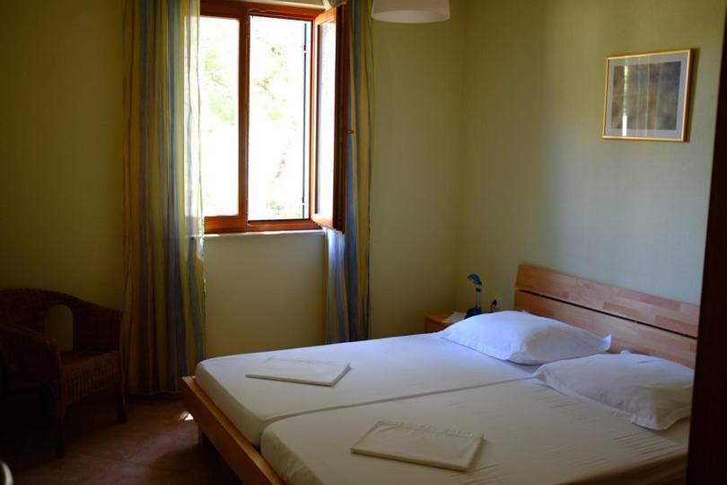 Apartments Marina Omis Bagian luar foto